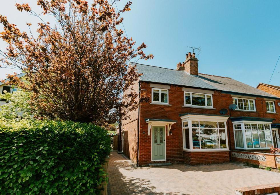 North Beach House - 3 Bedroom Fully Equipped Spacious House Perfect For Family Getaways In Bridlington Extérieur photo